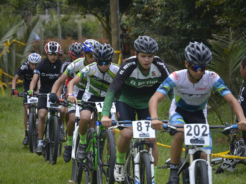 Recreativo y Competitivo